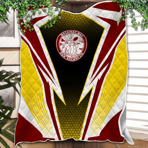 Railspirit Detroit & Mackinac Railroad Premium Quilts Lightning Graphic Style Premium Quilts Gift Idea For Train Lover