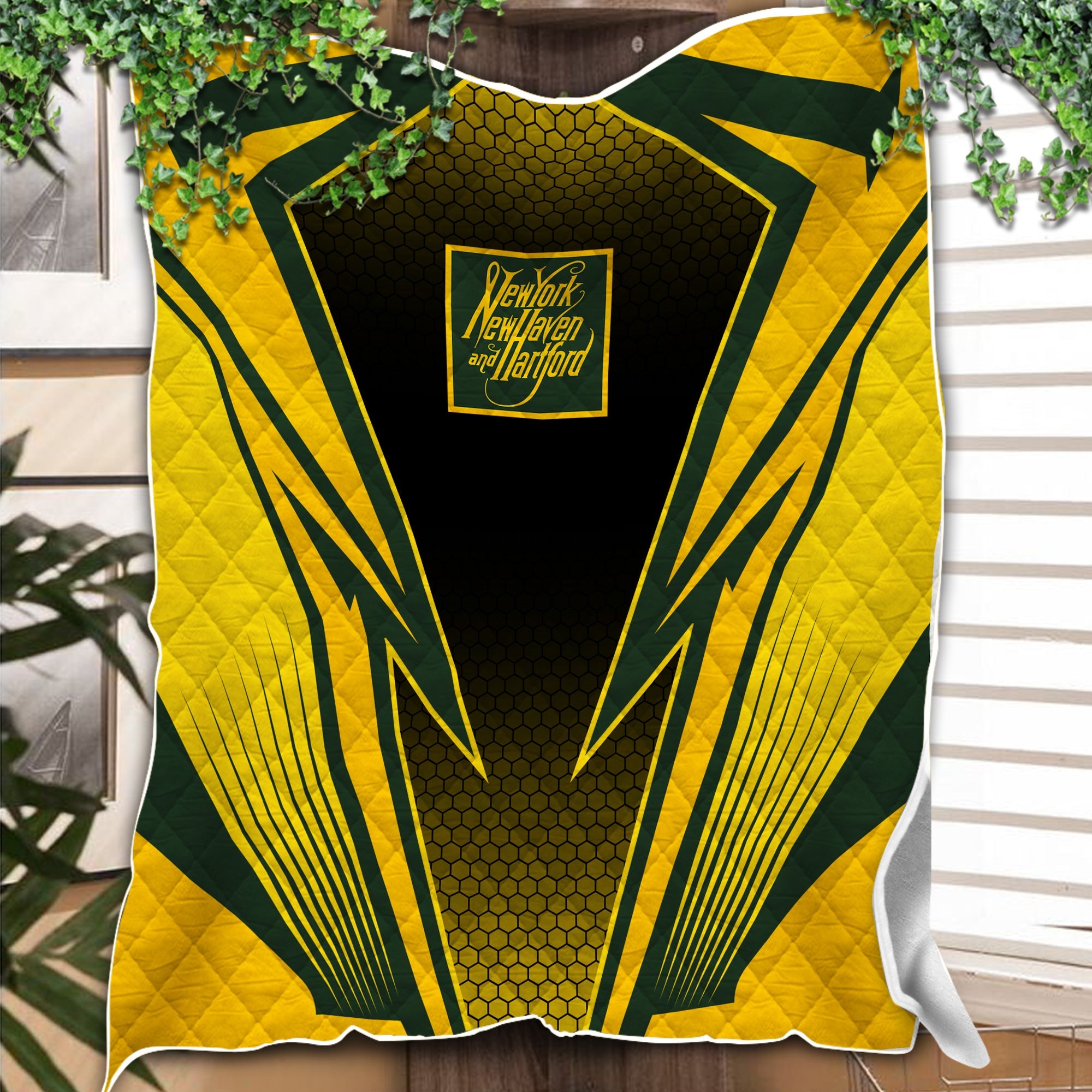 Railspirit New York, New Haven and Hartford Railroad Premium Quilts Lightning Graphic Style New Haven Railroad Premium Quilts Gift For Train Lover