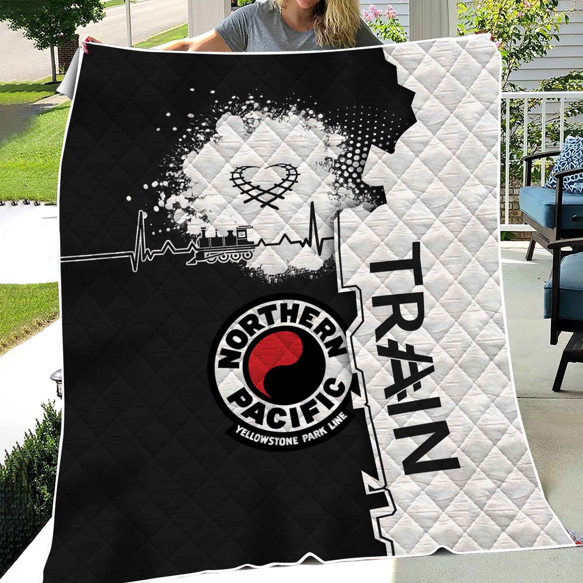 Railspirit Northern Pacific Railway Premium Quilts Engine Heartbeat and Track Love Style Quilts Gift Idea For Train Lovers