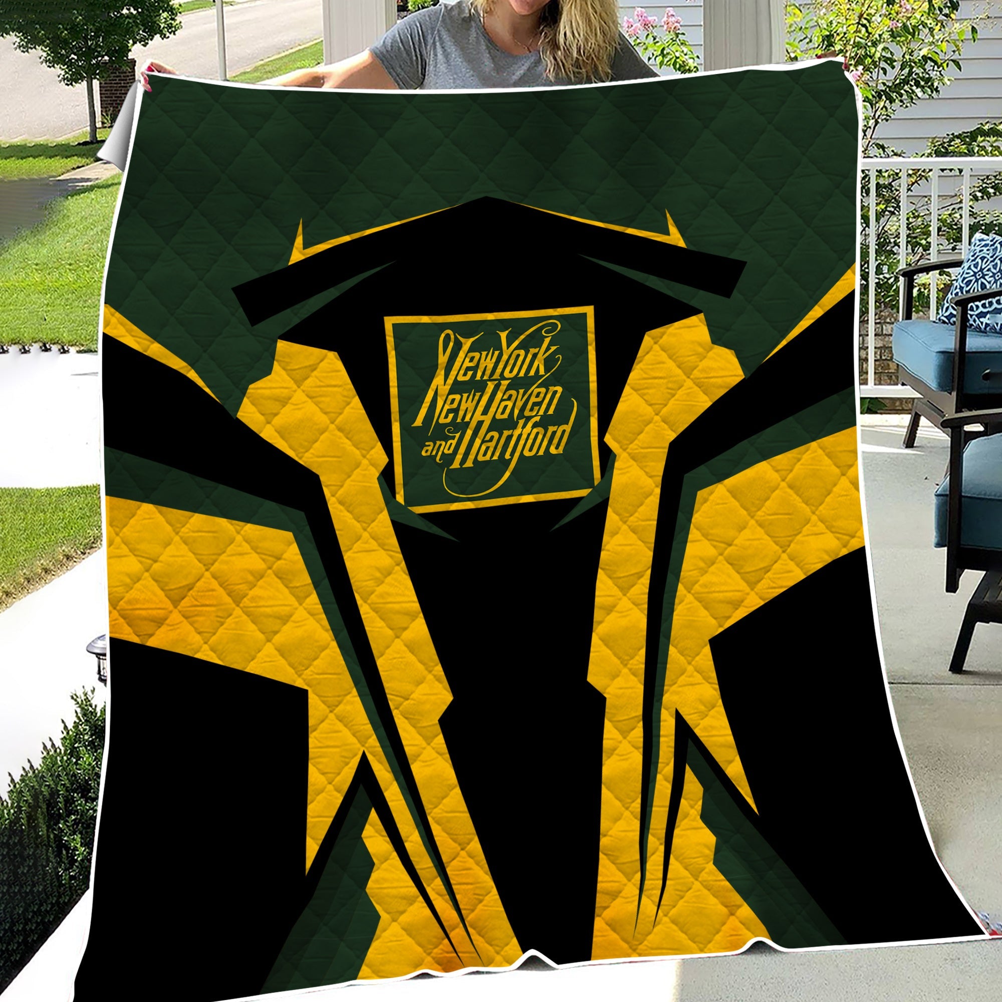 Railspirit Personalized New York, New Haven and Hartford Railroad Premium Quilts New Haven Railroad Strong Line Train Premium Quilts Gift Idea For Train Lover