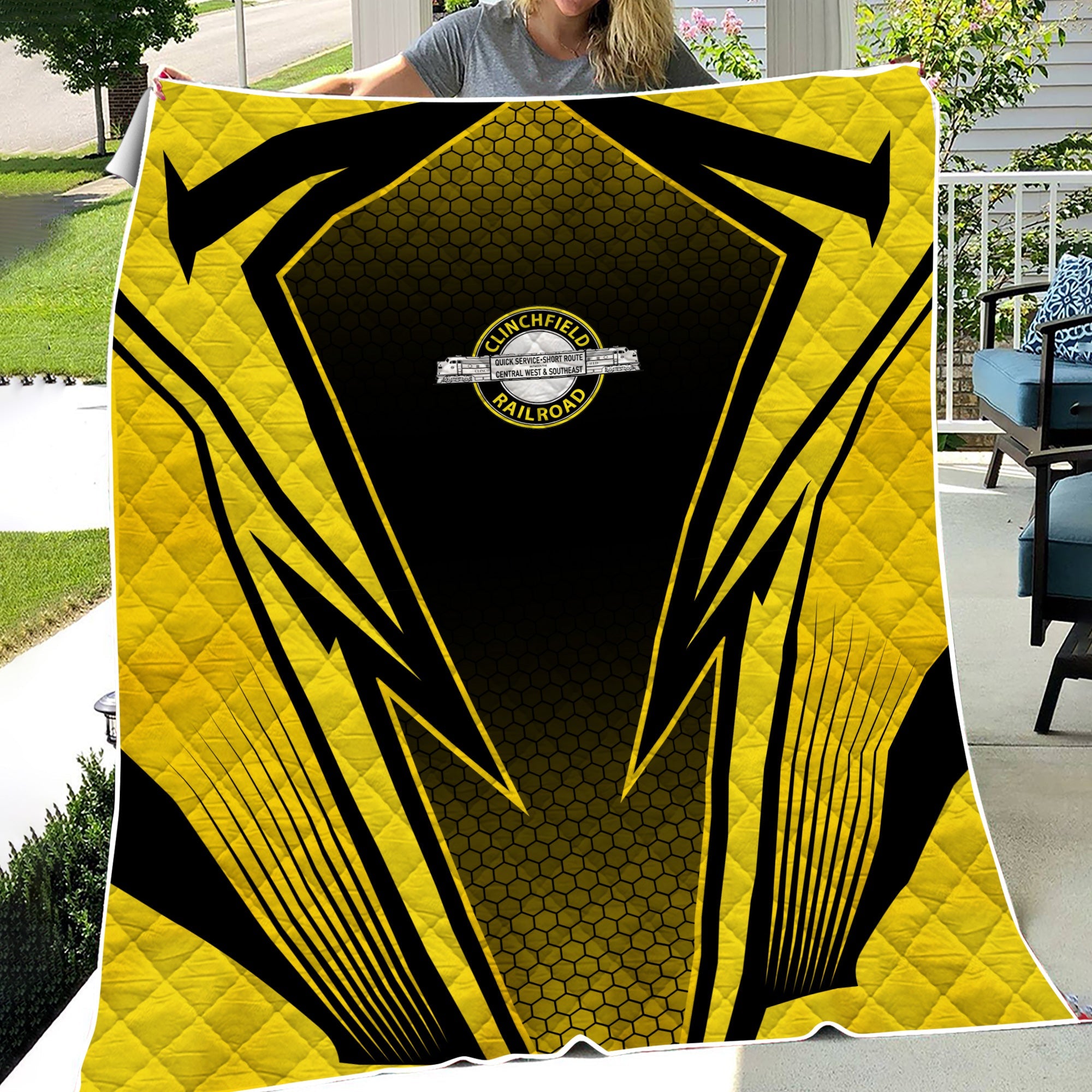 Railspirit Clinchfield Railroad Premium Quilts Lightning Graphic Style Premium Quilts Gift Idea For Train Lover