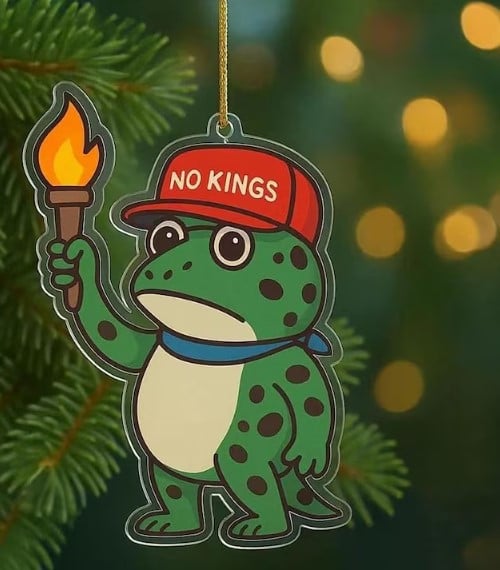No Kings Frog Ornament, Funny Protest Christmas Decor, Cartoon Frog With Torch, Anti-Authoritarian Gift, Bold Holiday Tree Charm
