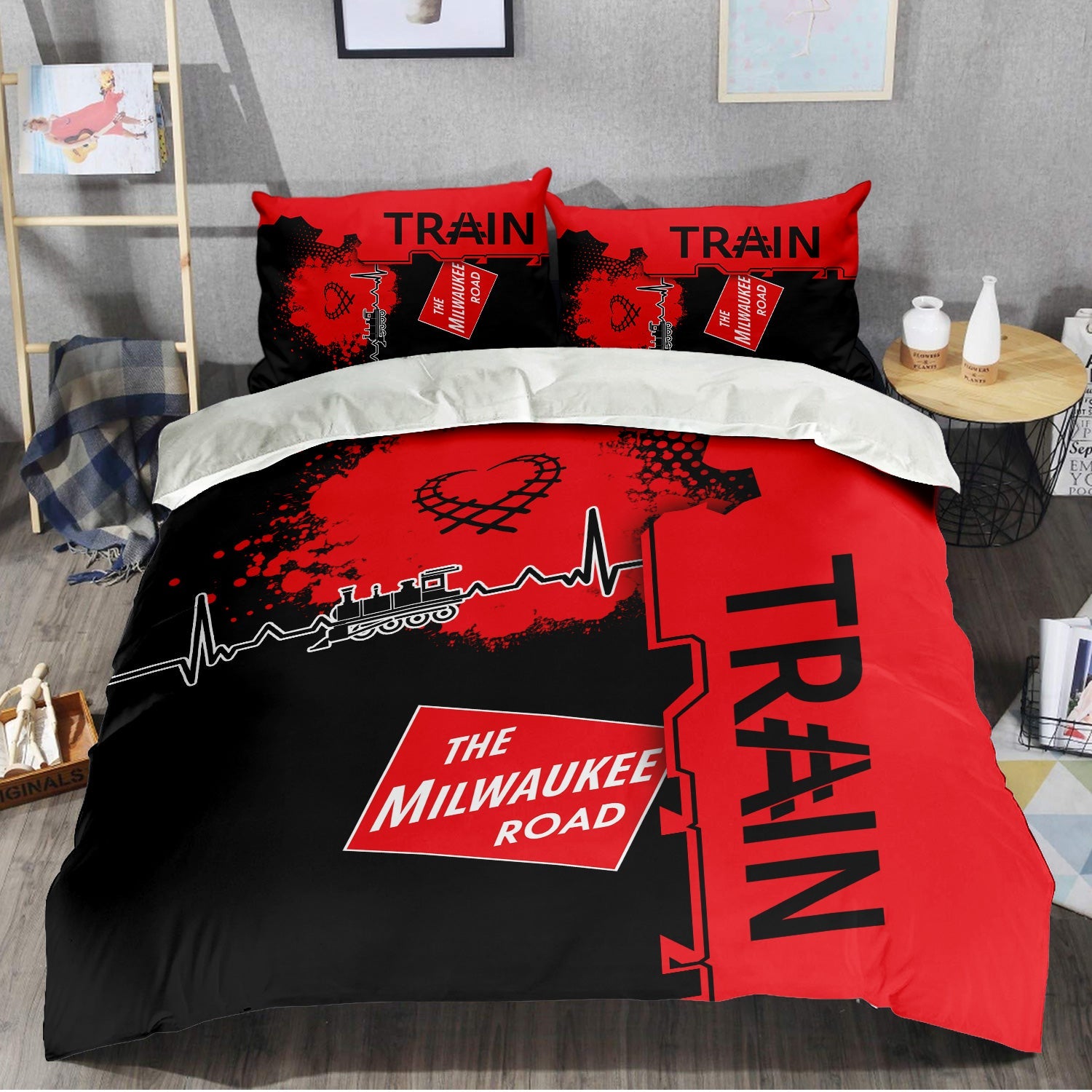 Railspirit Chicago, Milwaukee, St. Paul and Pacific Railroad Bedding Set Engine Heartbeat and Track Love Style Milwaukee Road Bedding Set