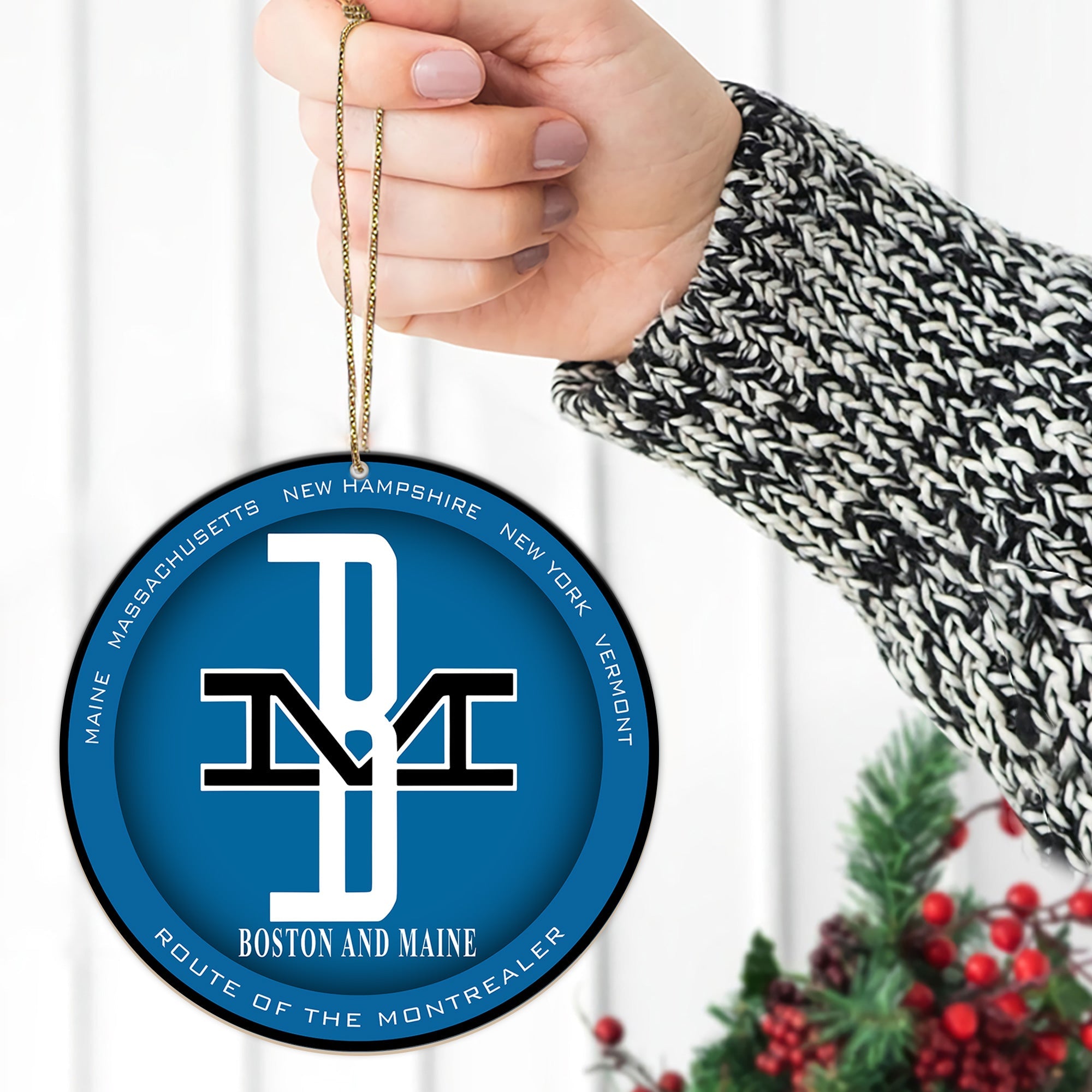 Bostonmaine Ornament, Vintage Train Logo Round Christmas Decoration for Collectors and Fans