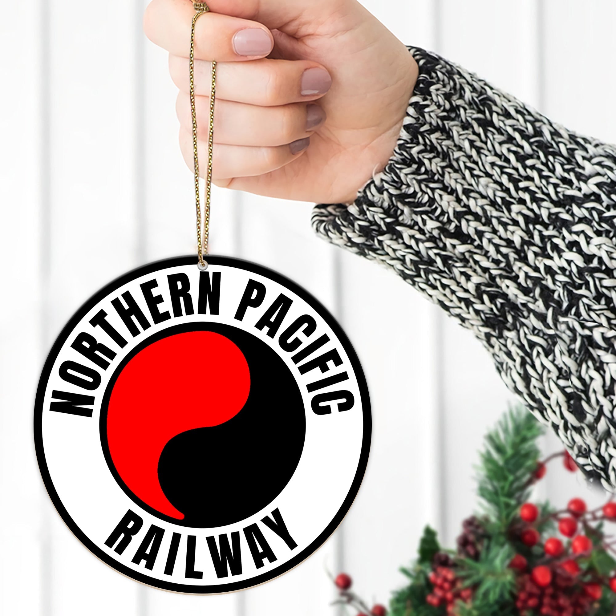 Northern Pacific Railway Ornament, Vintage Train Logo Round Christmas Decoration for Railway Enthusiasts and Fans