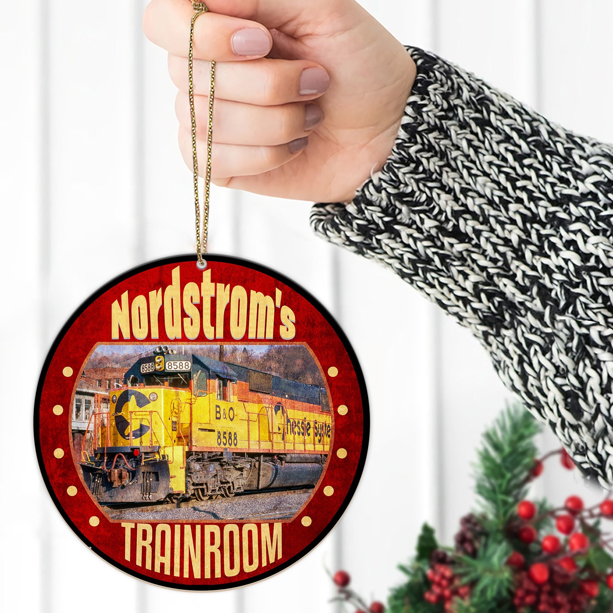 Chessie System Railroad Ornament, Personalized Vintage Train Logo Round Christmas Decoration, Gift For Men