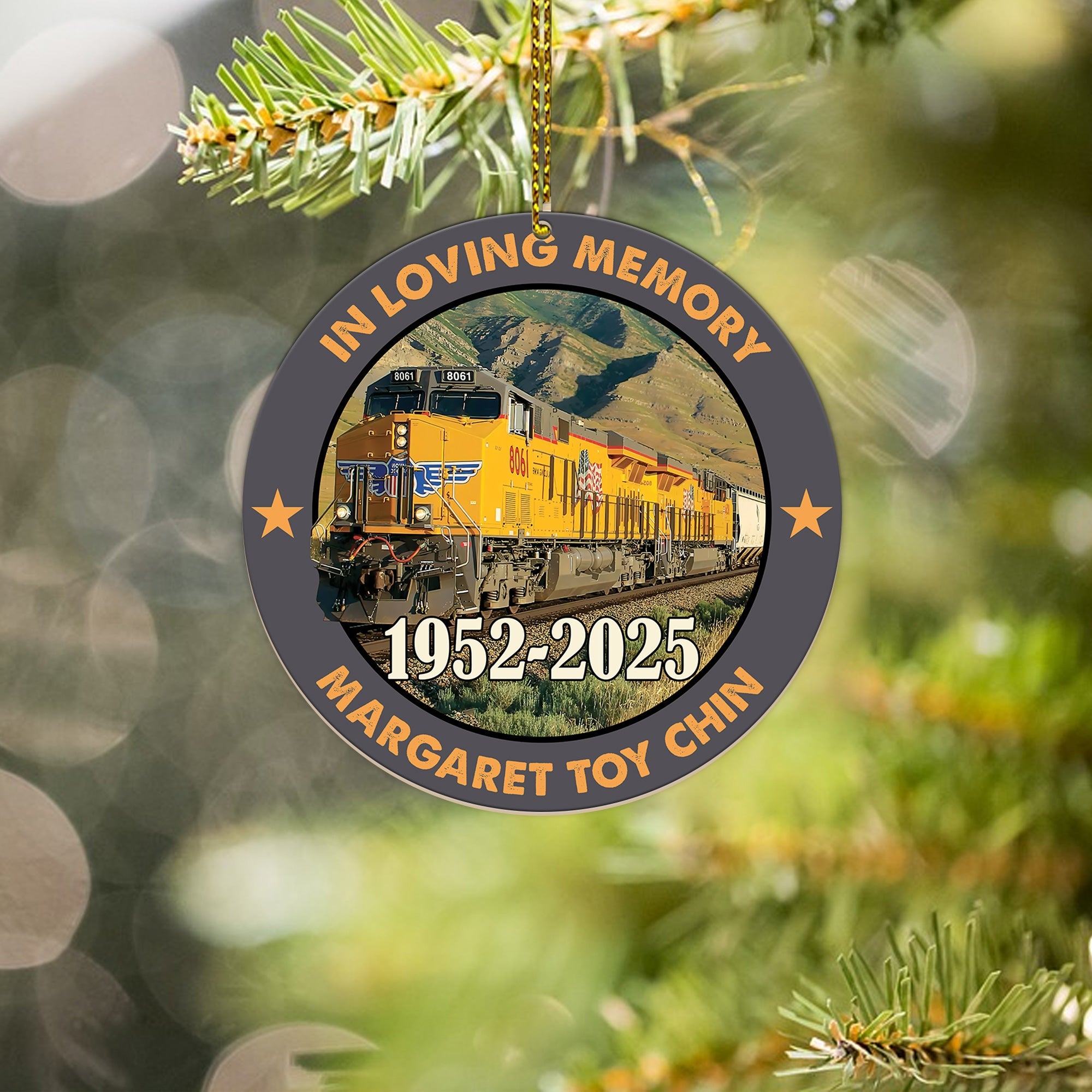 In Memory Union Pacific Railway Ornament, Personalized Vintage Train Logo Christmas Decoration for Family Gift