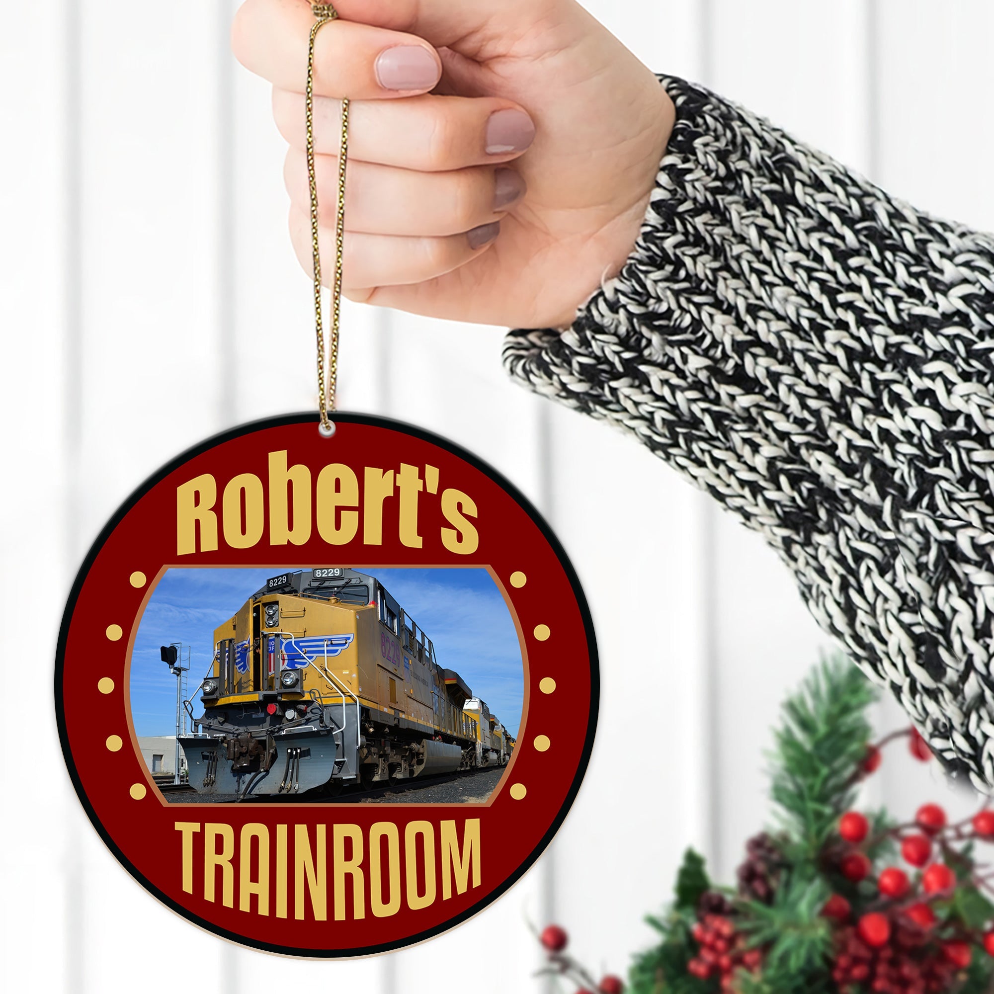 Union Pacific Railroad Ornament, Personalized Vintage Train Logo Round Christmas Decoration, Perfect Family Gift