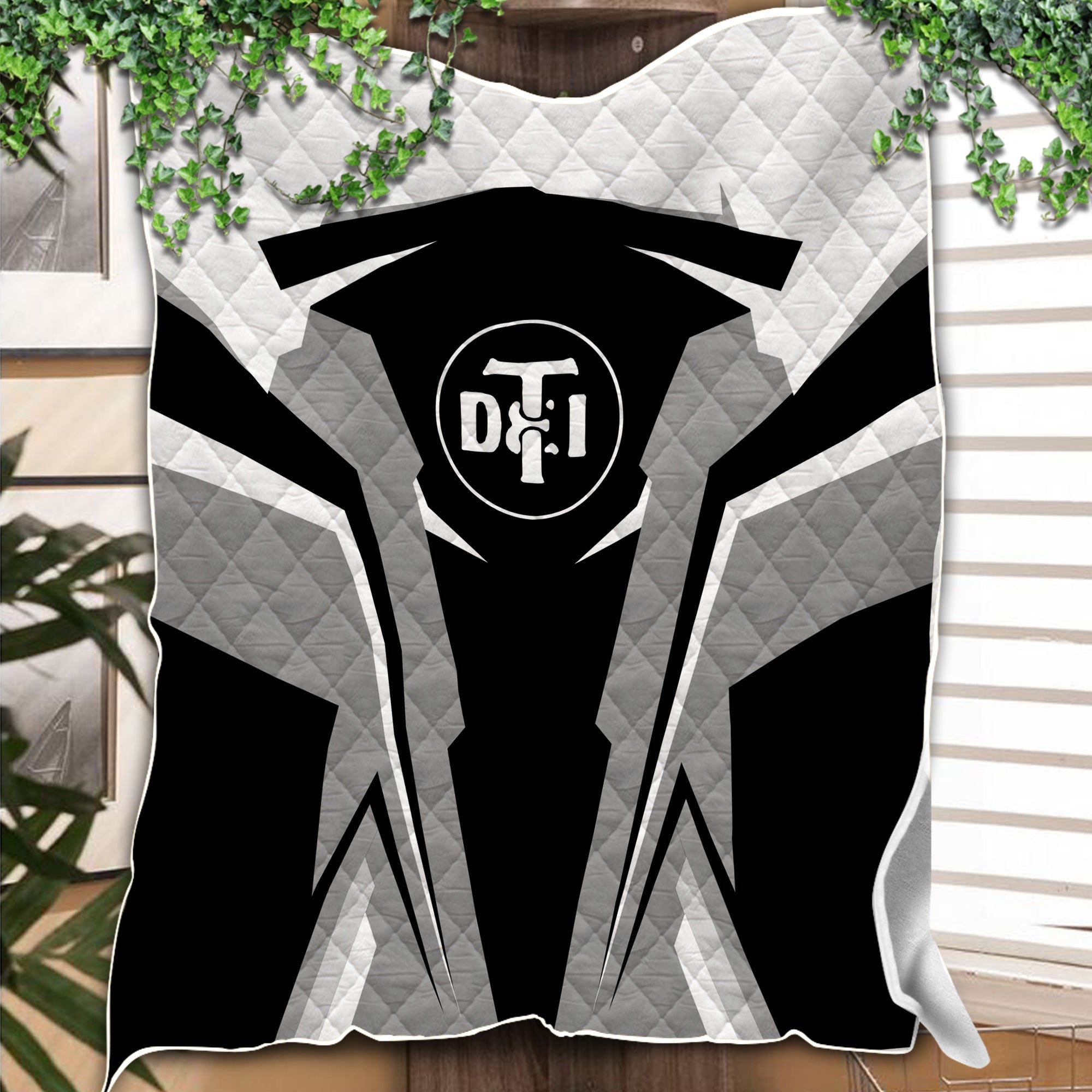 Railspirit Personalized Detroit Toledo And Ironton Railroad Premium Quilts Strong Line Train Premium Quilts Gift Idea For Train Lover