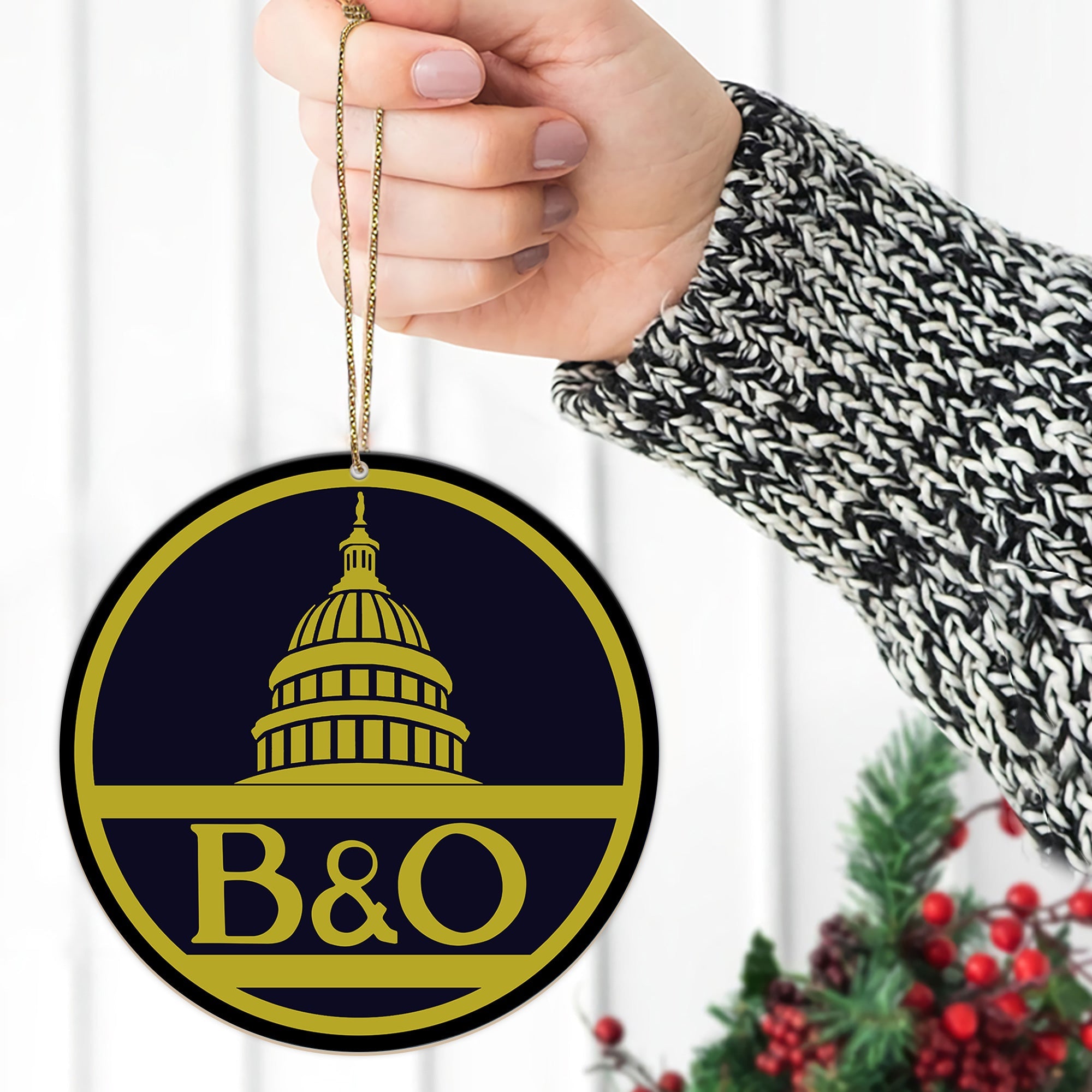 B&O Railroad Ornament, Vintage Train Logo Round Christmas Tree Decoration for Railway Enthusiasts