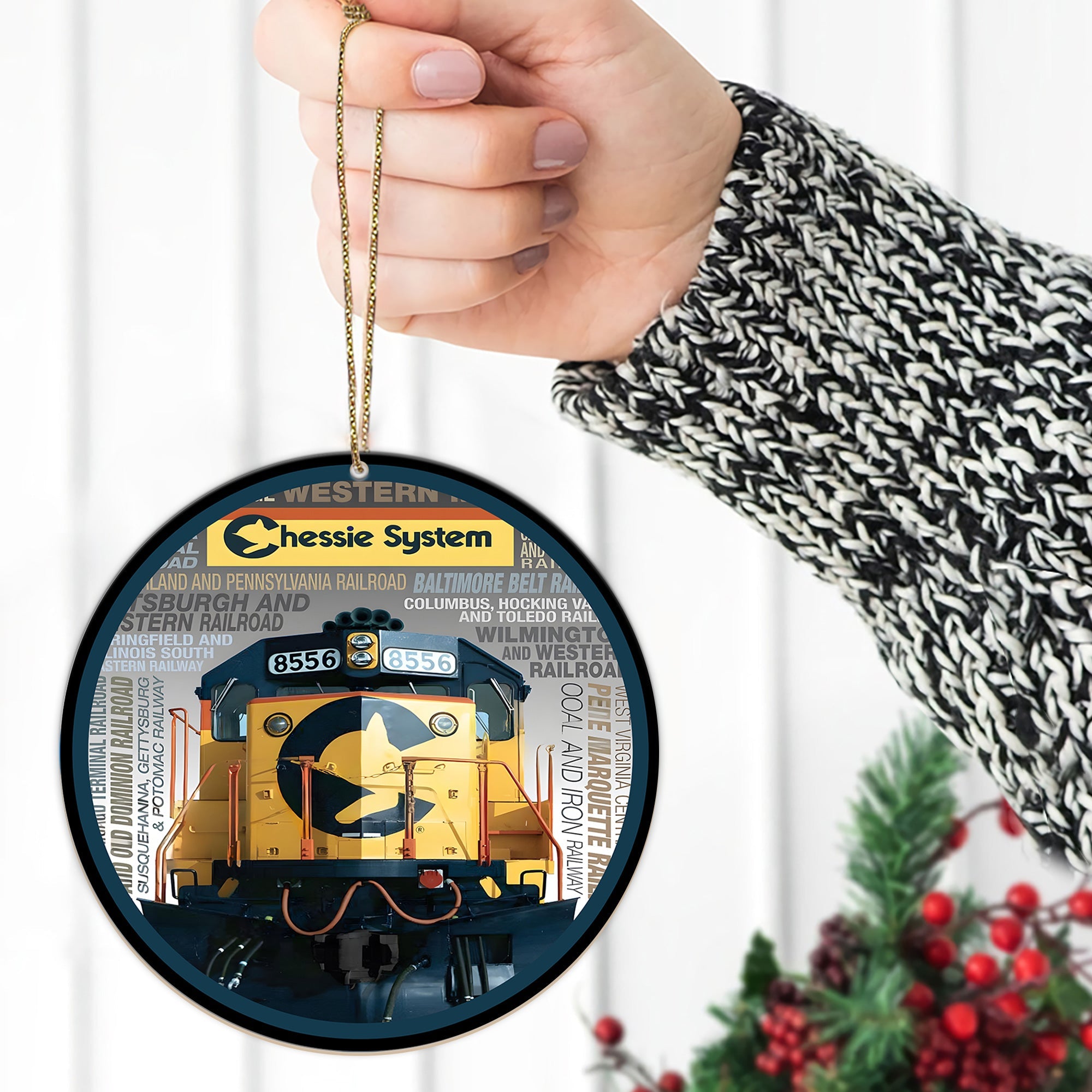 Chessie System Locomotive Ornament, Vintage Railroad Round Christmas Decoration, Retro Train Logo Gift for Enthusiasts